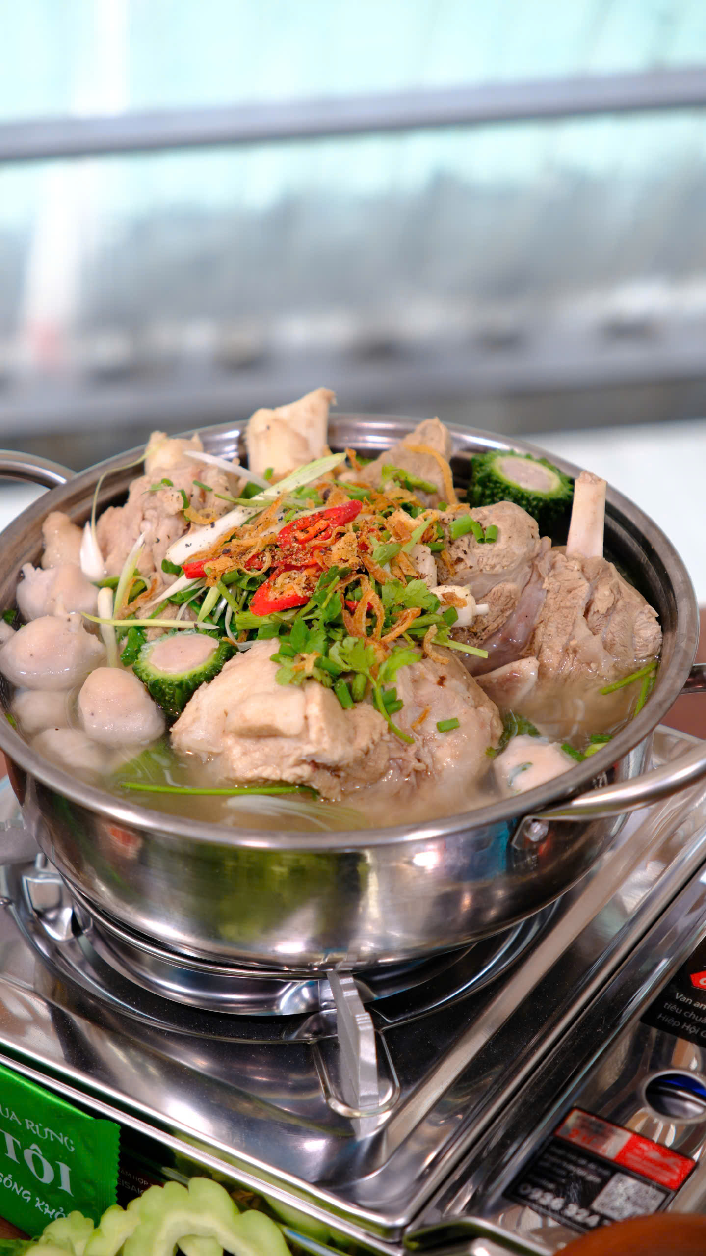 Lẩu Khổ Qua Rừng Thịt Bò